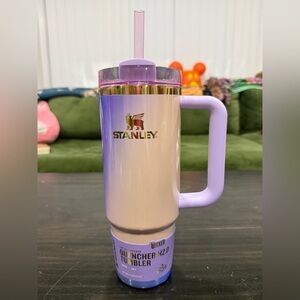 Stanley x Wicked Glinda For Good 30oz Stainless Steel Tumbler Flowstate Quencher